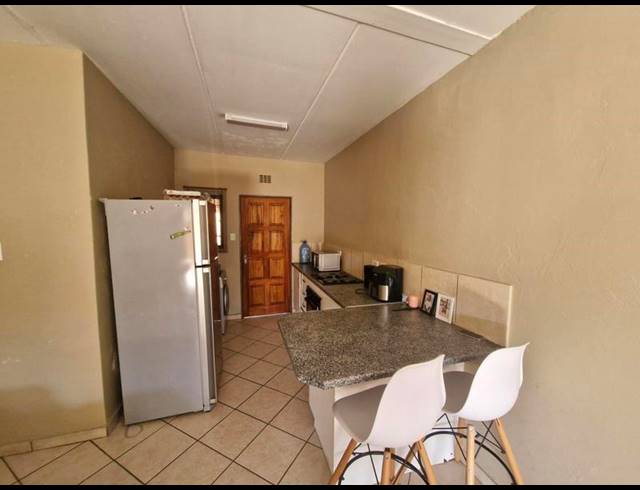 2 BEDROOM APARTMENT FOR SALE IN KLIPPOORTJE